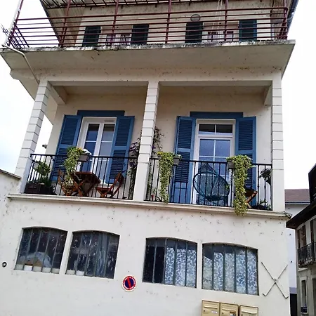 Le Logis Du Guiers Apartment